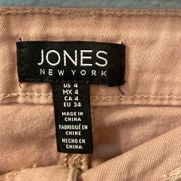 Jones New York utility shorts size 4 - Picture 2 of 4
